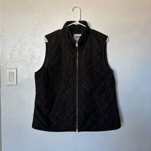 Old Navy Black Quilted Vest